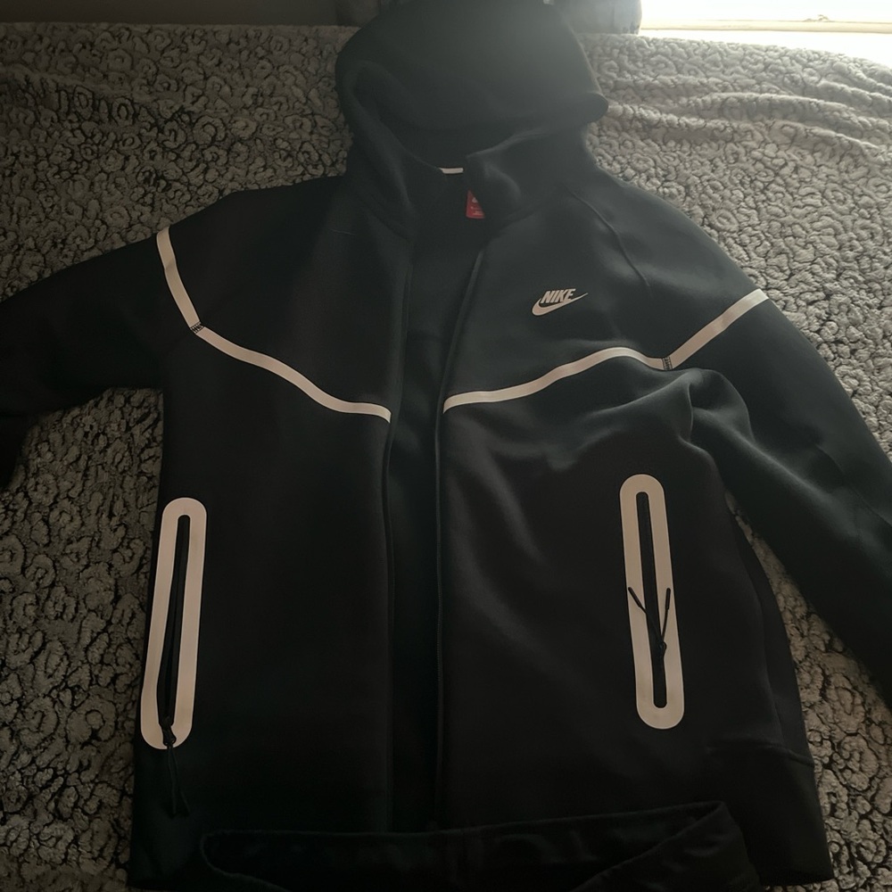Black Nike tech Reflective zipup